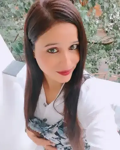 Call Girls in Bhavra